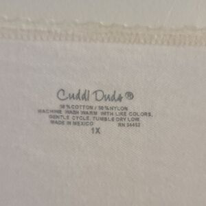 Cuddl Duds Cream Top 1X Like New